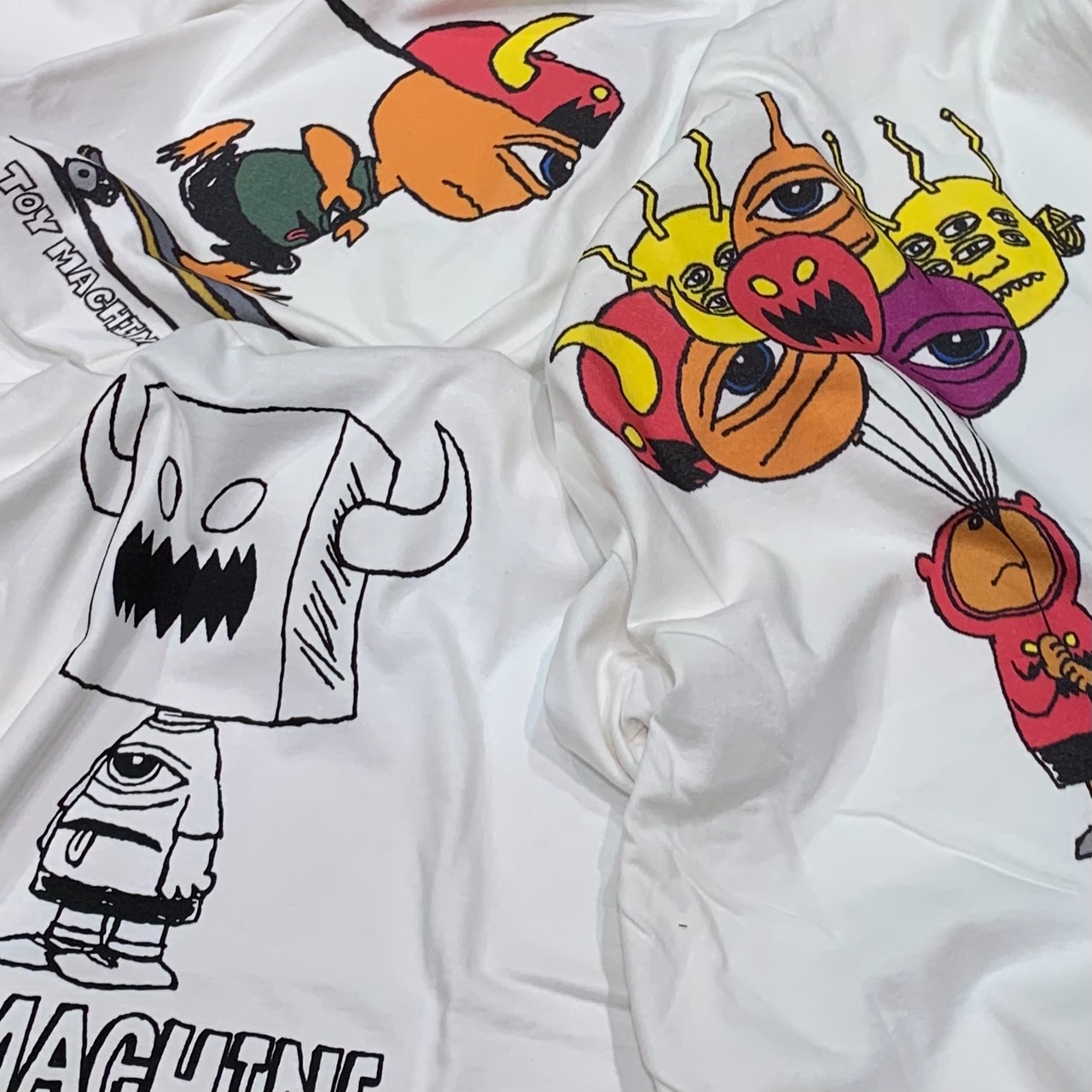 最安値SALE】 tシャツ Tシャツ TOYMACHINEコラボTシャツ ZOZOTOWN