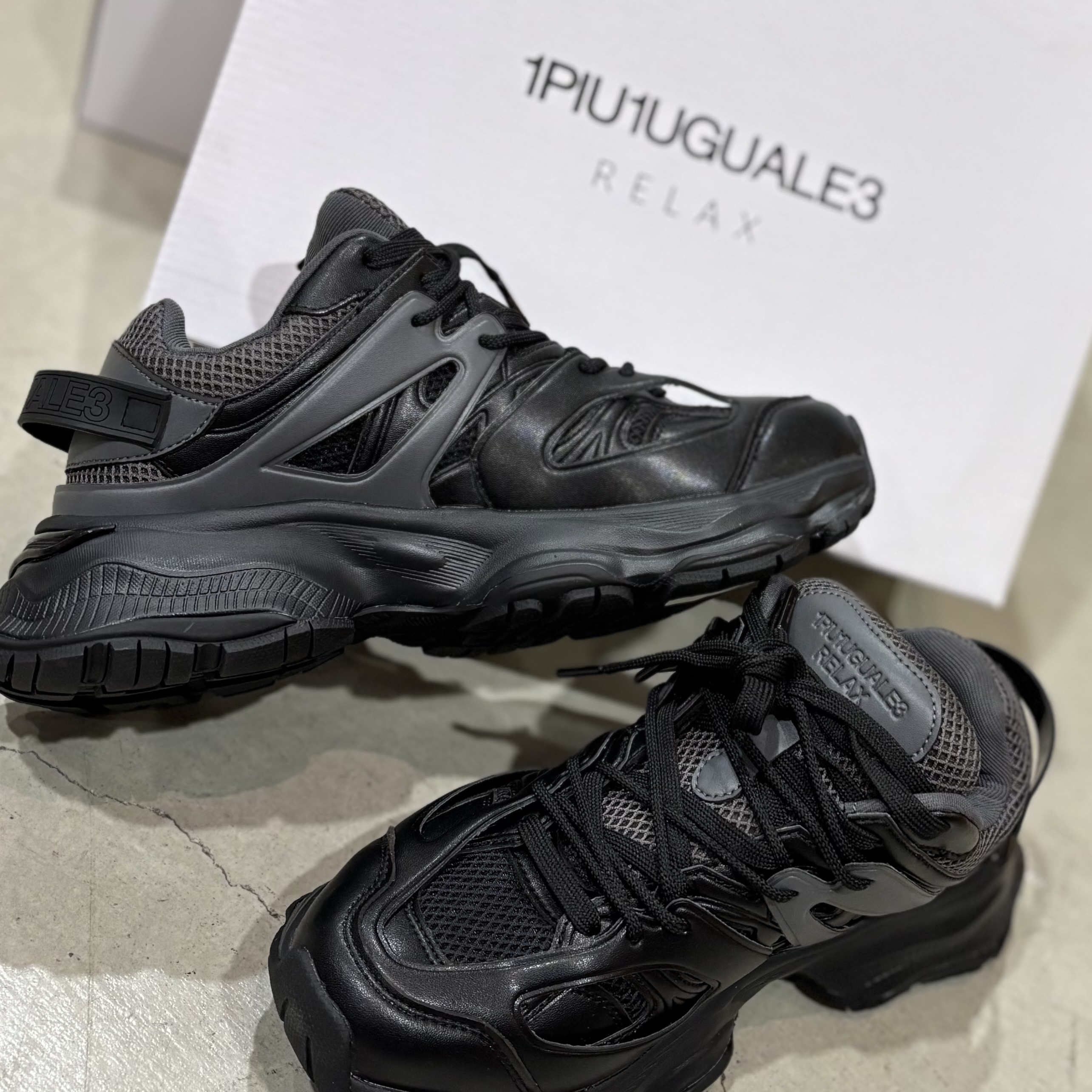 MAKI+IZE全店の最新アイテム情報［公式］